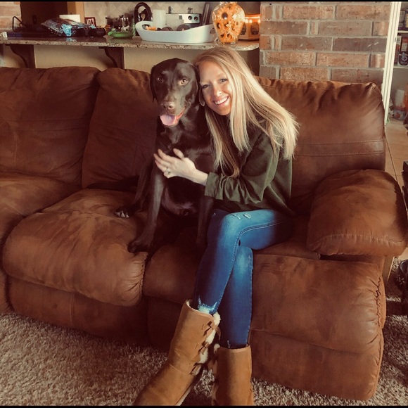 Meet your Posher, Stacy - Picture 1 of 4